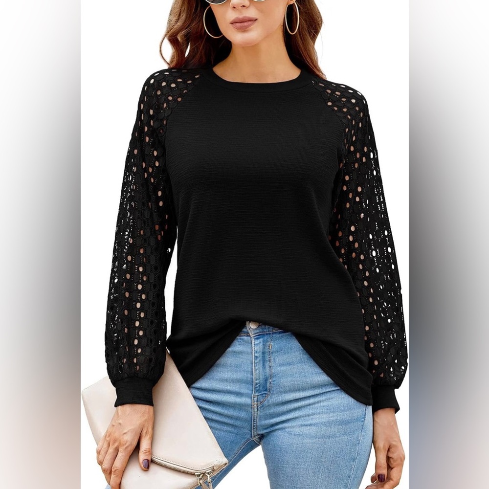 NWT Long Lace Sleeve Waffle Knit Top Size Large